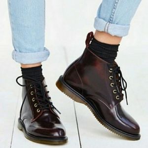 Dr. Martens Emmeline Ankle Boots 7